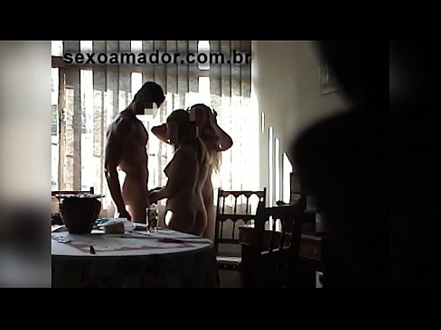 ❤️ Teman seks mengundang pria raksasa dan threesome bersamanya ❤️❌ Porno di id.xxxbunker.ru ️